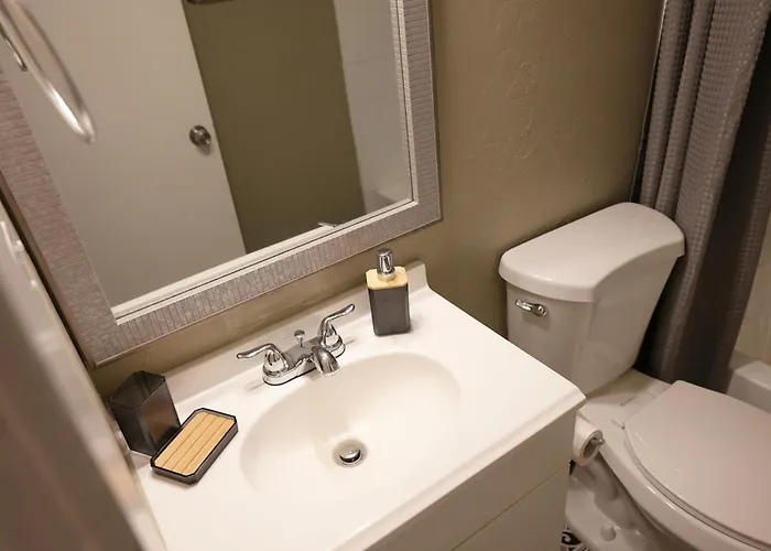 Cozy Retreat Near Phx Airport & Downtown * Phoenix