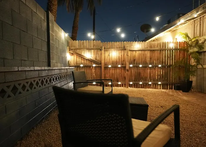 Cozy Retreat Near Phx Airport & Downtown Apartment Phoenix